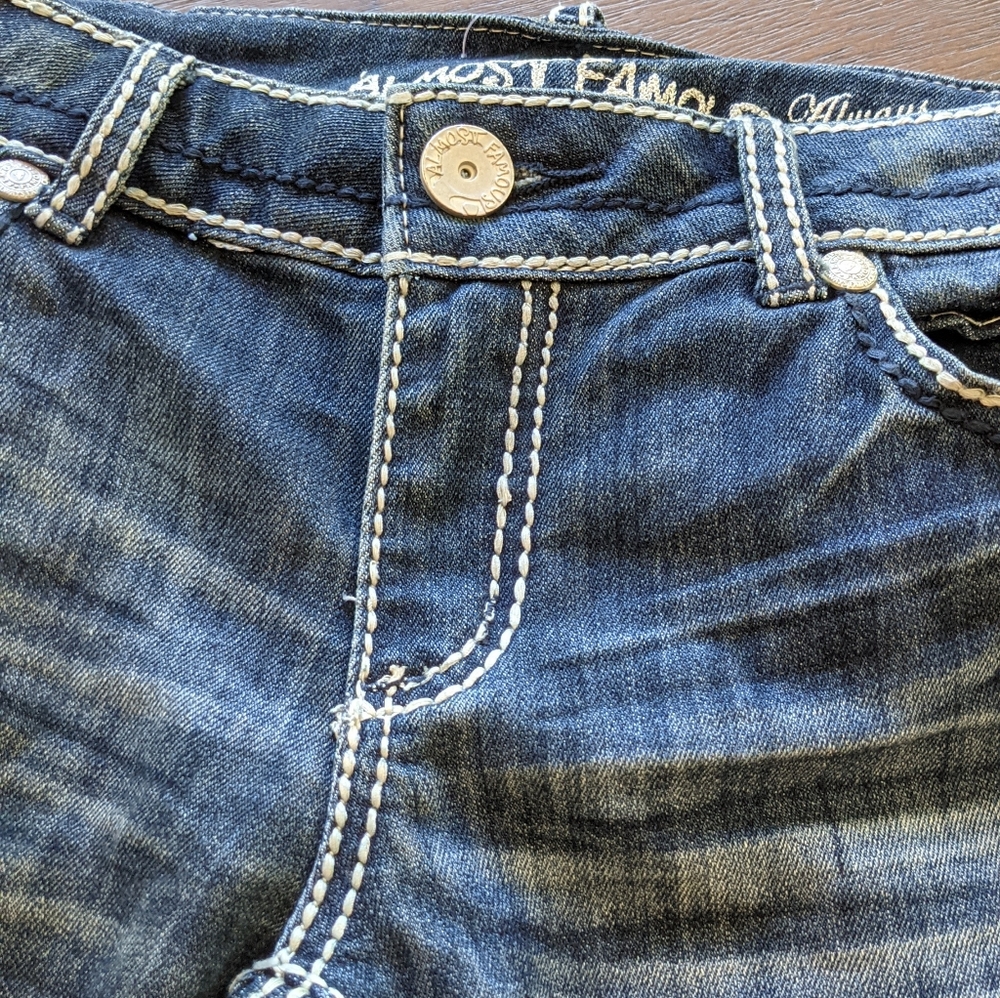 Almost Famous Crops 5 🔥 - Picture 5 of 10